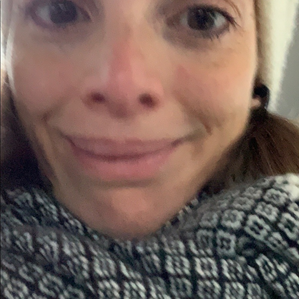 Meet your Posher, Cecile